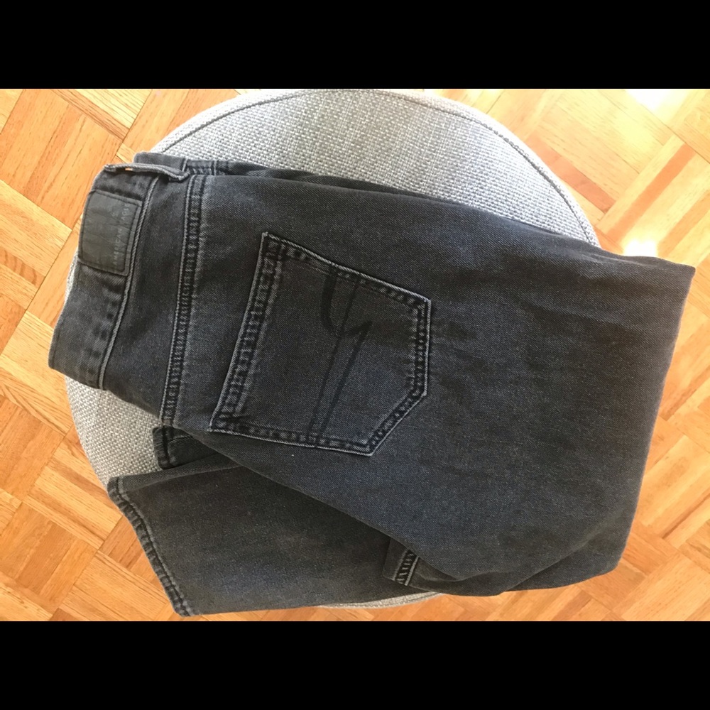 American Eagle Mom Jeans